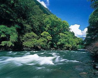 拳打职场，脚踢上司！物理乱斗新作《打工火柴人》现已狂暴上线Steam